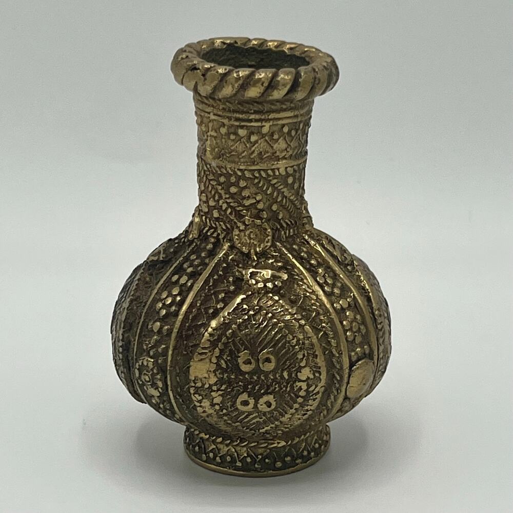 Small Antique Vintage Indian Mughal Brass Vase 4” - Picture 2 of 6